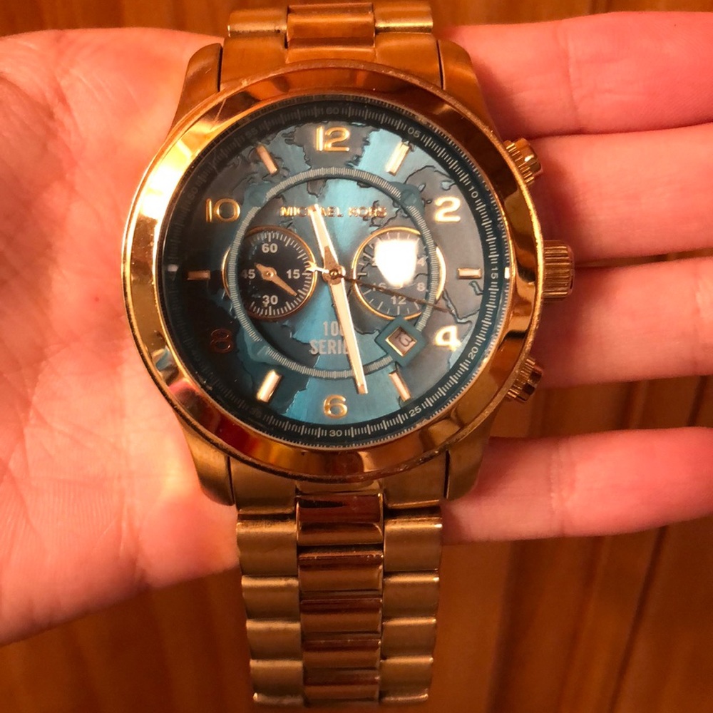Michael Kors Women’s Hunger Stop 100 Series